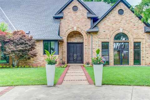 5801 Oak Tree Road, Edmond, OK 73025