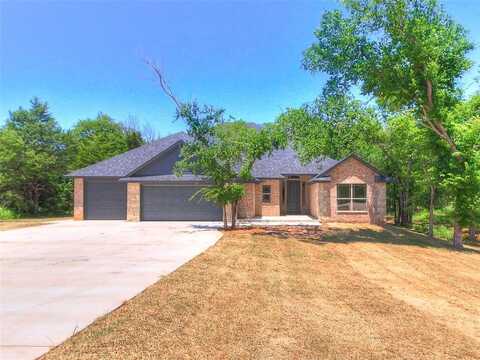 9070 Oak Tree Circle, Edmond, OK 73025