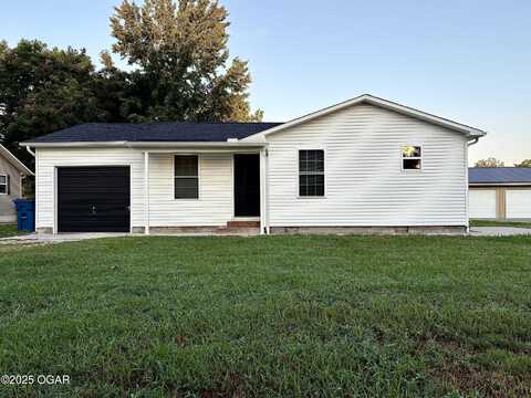 301 Mayo Street, Lamar, MO 64759
