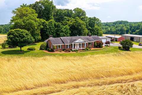 3224 Charolais Dr., Newton, NC 28658