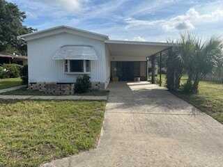 327 Gardenia, Fruitland Park, FL 34731