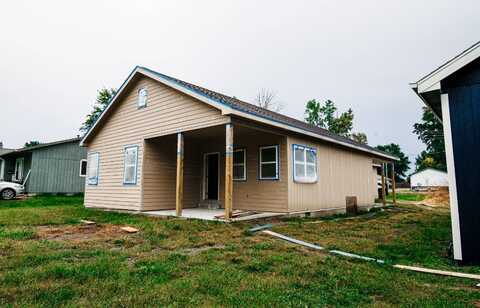 615 W Prairie, Cameron, MO 64429