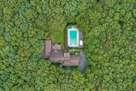 11 Paths End Court, Water Mill, NY 11976