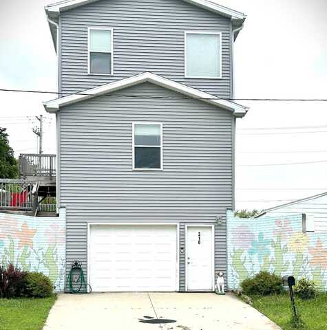 310 North Division Street, Creston, IA 50801