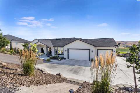 74303 E Grand Bluff Lp, Kennewick, WA 99338