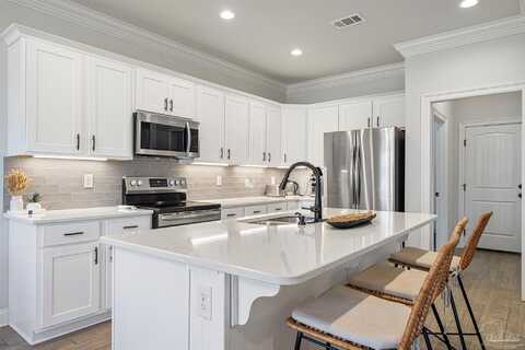 1467 Penn State Ct, Gulf Breeze, FL 32563