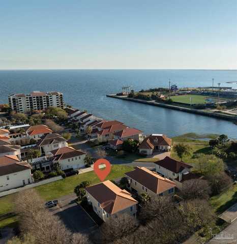 52 Port Royal Way, Pensacola, FL 32502