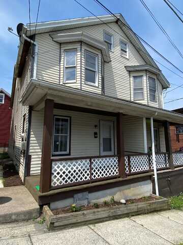30 Cortright Street, Lansford, PA 18232