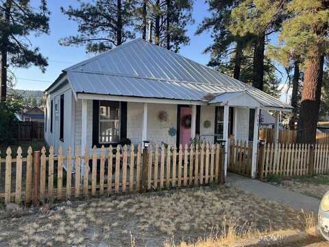 364 Third Avenue, Portola, CA 96122
