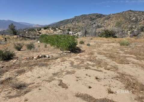 7061 15th ST, Wofford Heights, CA 93285