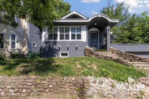 207 Smith, ROCKFORD, IL 61107
