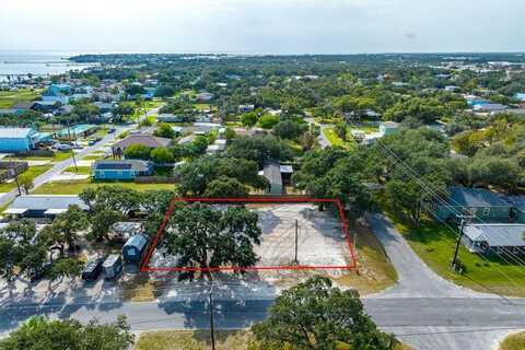 104 S 4th, Fulton, TX 78358