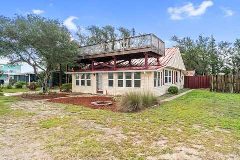 104 N 29th St, Mexico Beach, FL 32456