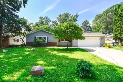 300 GRAASS Street, GREEN BAY, WI 54301