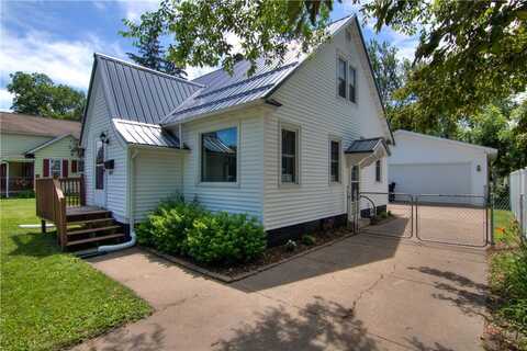 407 Dwight Street, Chippewa Falls, WI 54729