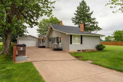 N6098 County Road N, Arkansaw, WI 54721
