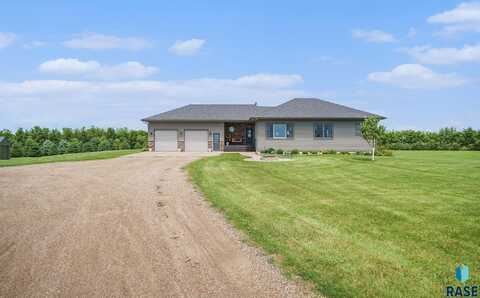 45446 258th St, Montrose, SD 57048