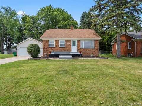 48425 Romeo Plank Road, Macomb, MI 48044