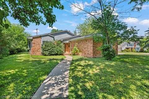 5620 Kaufman Street, Dearborn Heights, MI 48125