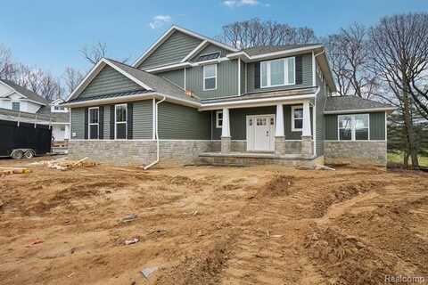 680 BIRKDALE Drive, Howell, MI 48843