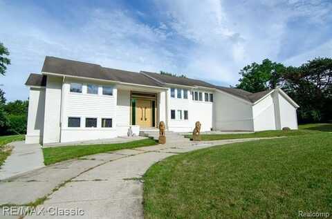 3865 STONECREST Road, West Bloomfield, MI 48322