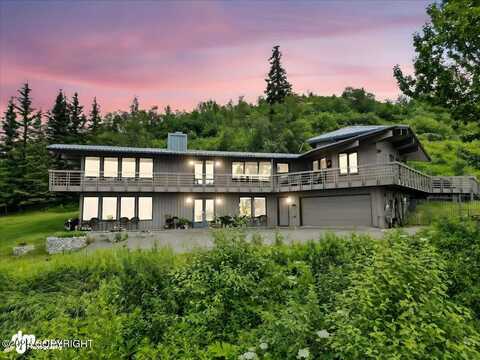 12799 Ginami Street, Anchorage, AK 99516