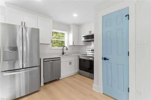 9600 2nd Bay Street, Norfolk, VA 23518
