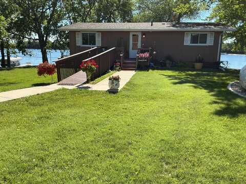 464 Nesbitt Drive, Mina, SD 57451