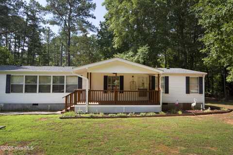 369 S Holiday Drive, Macon, NC 27551