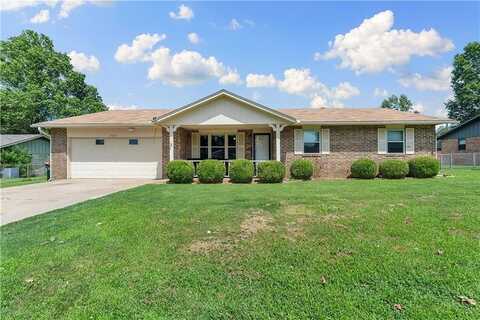 1903 Jean ST, Springdale, AR 72762