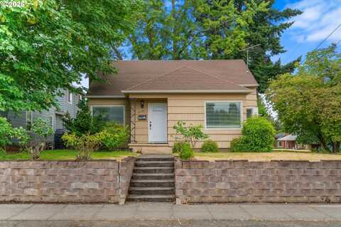 6739 N FISKE AVE, Portland, OR 97203