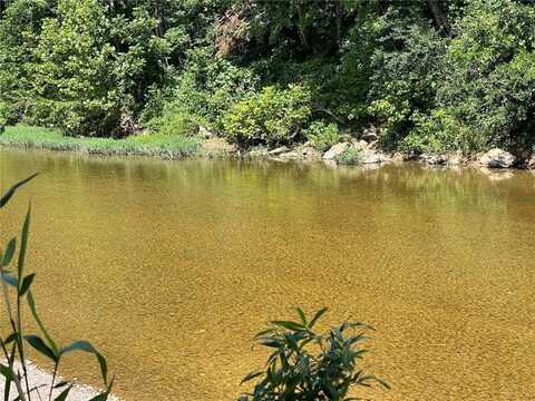 Stone River LN, Berryville, AR 72616