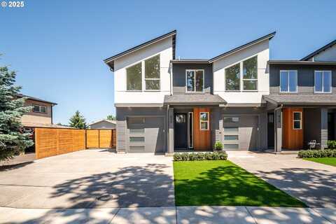 609 E HEINTZ ST, Molalla, OR 97038