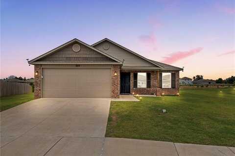 205 W Broadway ST, Rogers, AR 72758