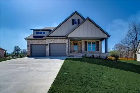 3421 E Galaxy CIR, Fayetteville, AR 72701