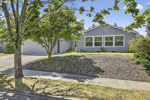 588 SE DANCE DR, Estacada, OR 97023