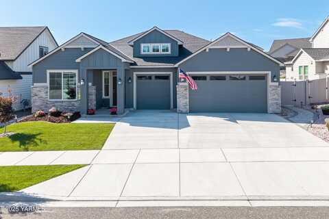 4706 White Dr, Richland, WA 99352