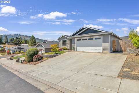 621 SE ROSE RIDGE DR, Winston, OR 97496