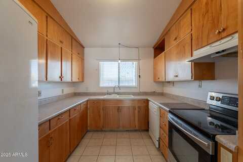 1129 E LAUREL Drive, Casa Grande, AZ 85122