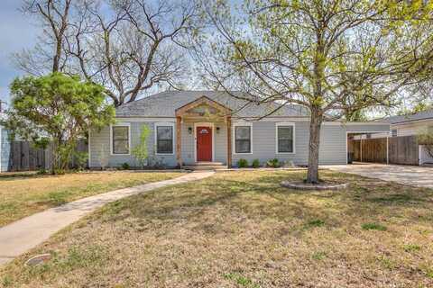 2205 Live Oak Dr, San Angelo, TX 76901