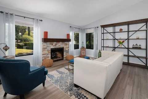 25657 Bellemore Dr, Ramona, CA 92065