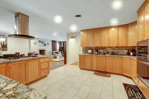 4284 Panorama Dr, La Mesa, CA 91941