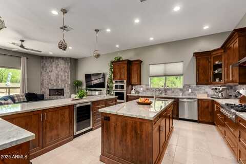 36832 N WILDFLOWER Road, Carefree, AZ 85377