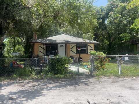 324 N 15th Street N, Fort Pierce, FL 34950