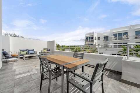 111 SE 2nd Street, Delray Beach, FL 33444
