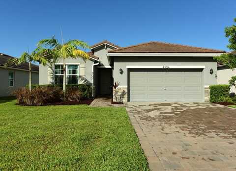 4554 NW King Court, Jensen Beach, FL 34957