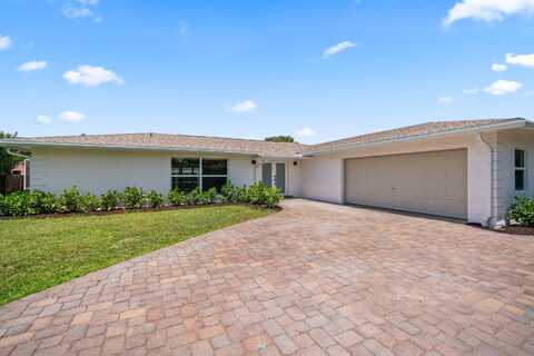 77 Fairview E, Tequesta, FL 33469