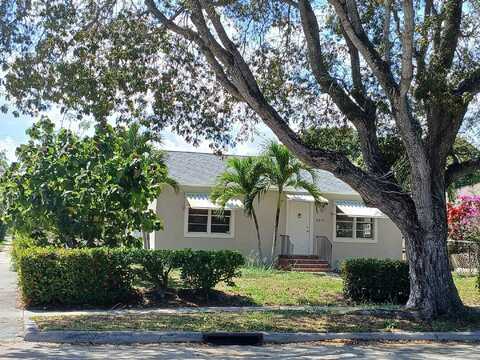 5815 Garden Avenue, West Palm Beach, FL 33405