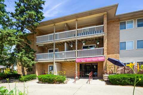 930 Beau Drive, Des Plaines, IL 60016