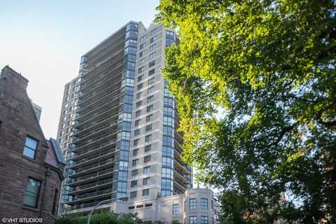 33 W. Delaware Place, Chicago, IL 60610